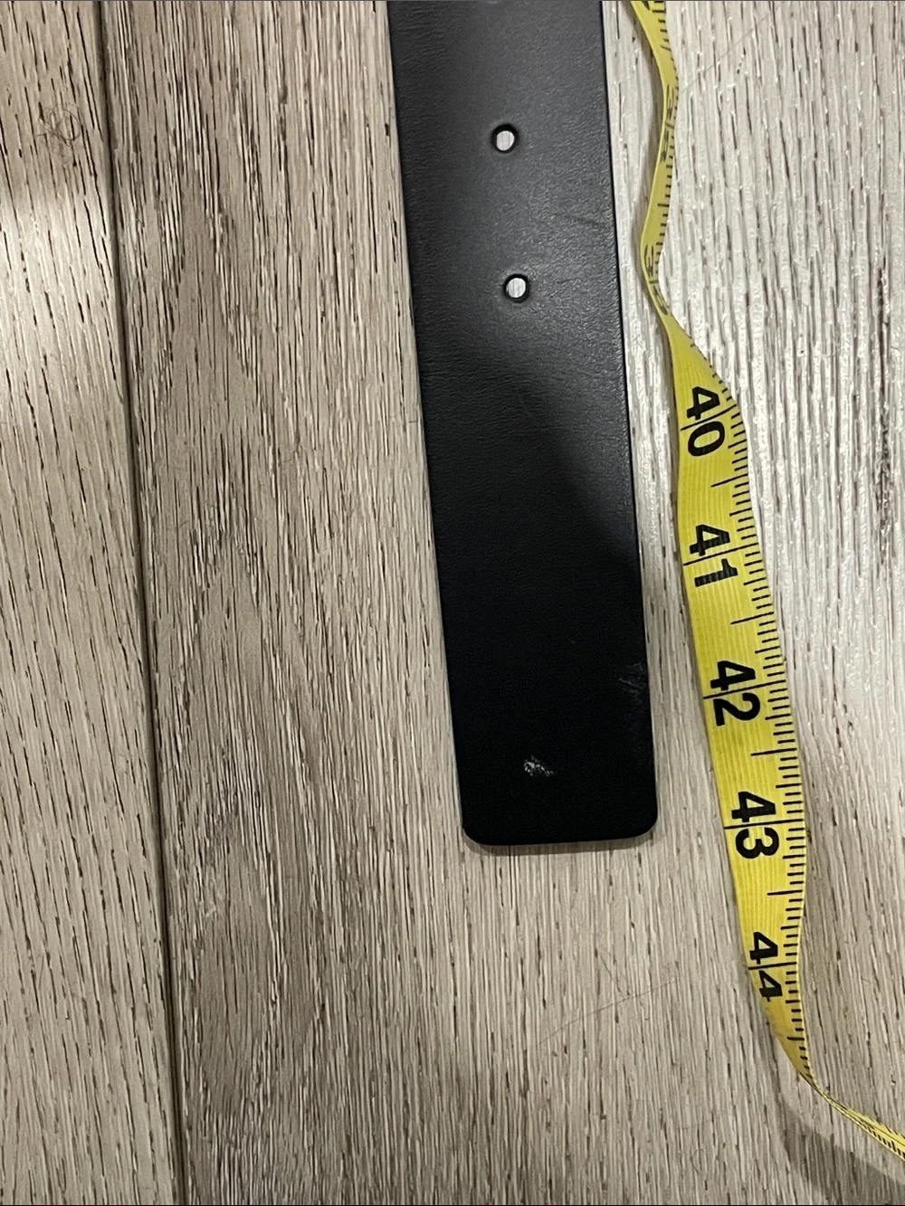 Gucci Black Leather Belt with Brushed Silver Interlocking-G Buckle